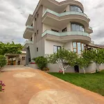 Olserd * Ksamil