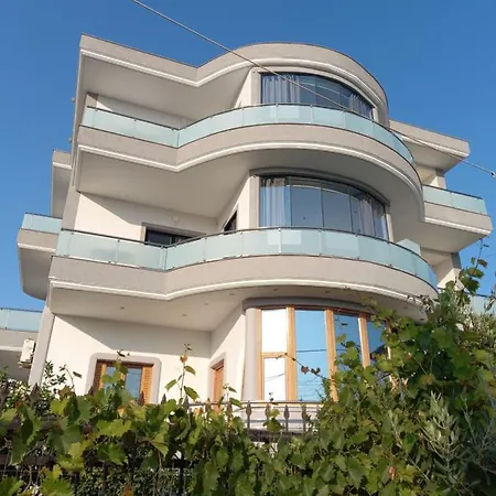 Olserd Shehu فندق