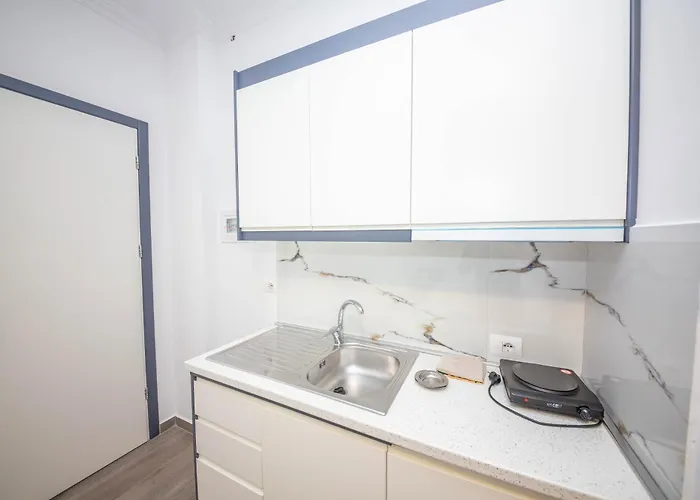 ホテル Olserd Shehu クサミル