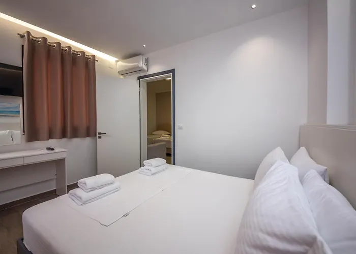 Olserd Shehu クサミル