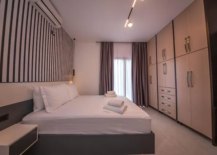 ホテル Olserd Shehu クサミル